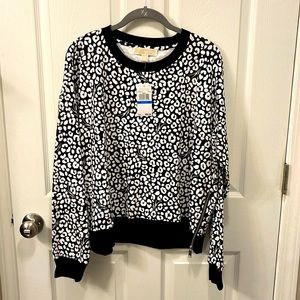 NWT MK top